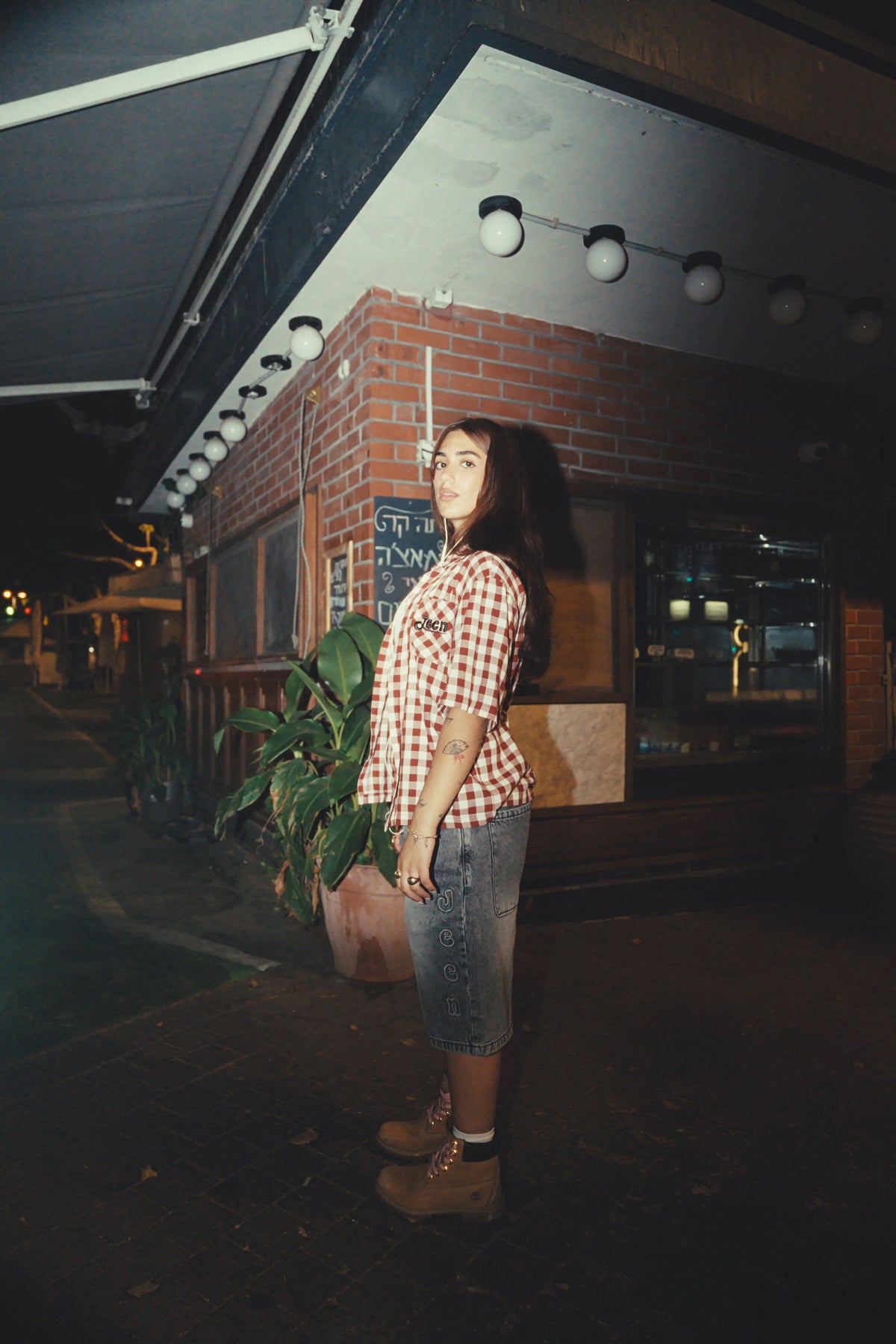 RED BUTTON UP TEE